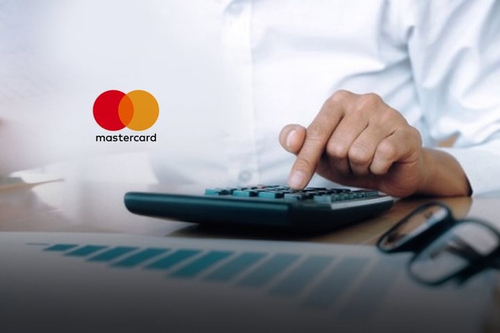 Chi tiêu trực tuyến gia tăng thêm 900 tỷ USD trên toàn cầu