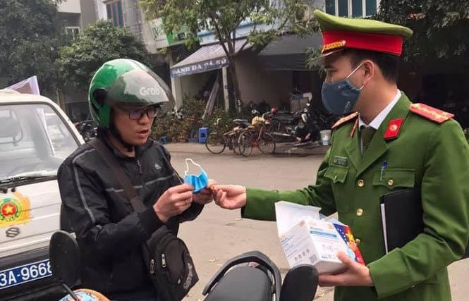 Xử lý nghiêm người không đeo khẩu trang, kiên quyết đóng cửa cơ sở không bảo đảm an toàn