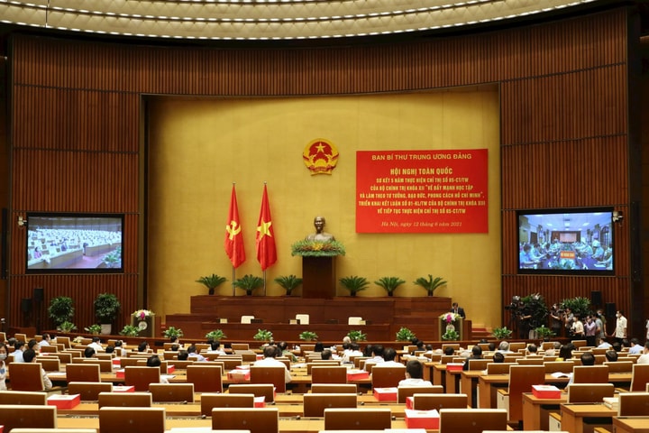 Hội nghị sơ kết 5 năm thực hiện Chỉ thị số 05 về “Đẩy mạnh học tập và làm theo tư tưởng, đạo đức, phong cách Hồ Chí Minh”