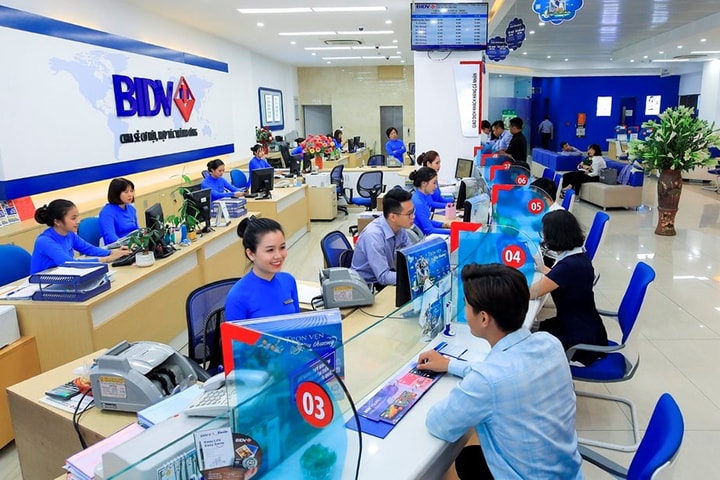BIDV duy trì hoạt động ổn định, an toàn;  thiết thực hỗ trợ khách hàng và cộng đồng ứng phó đại dịch COVID-19