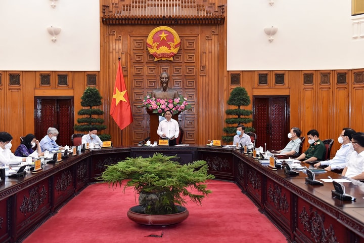 Phải tranh thủ thời gian vàng thực hiện giãn cách xã hội để ngăn chặn, đẩy lùi và kiểm soát dịch bệnh