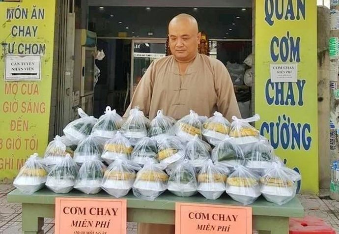 Truy tặng Bằng khen của Thủ tướng cho 18 cá nhân có nhiều thành tích và đóng góp trong công tác phòng, chống dịch COVID-19