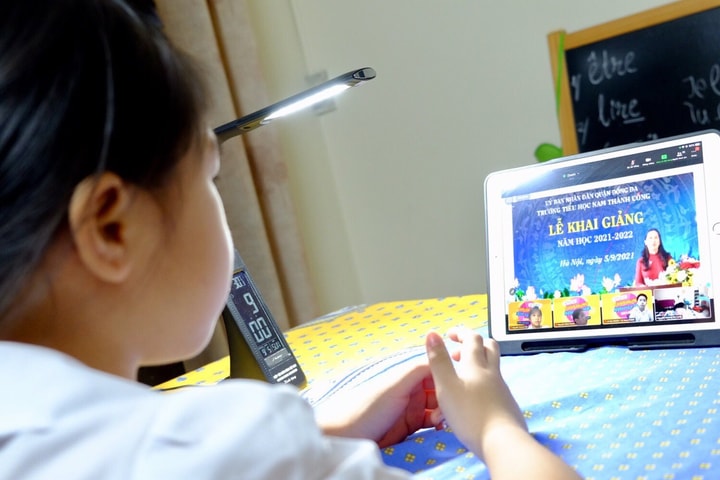 Giảm tải chương trình phù hợp với học trực tuyến