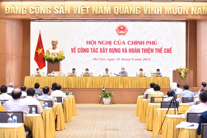 Tập trung tháo gỡ các “điểm nghẽn”, “nút thắt” về thể chế trong các lĩnh vực được coi là “điểm nóng”