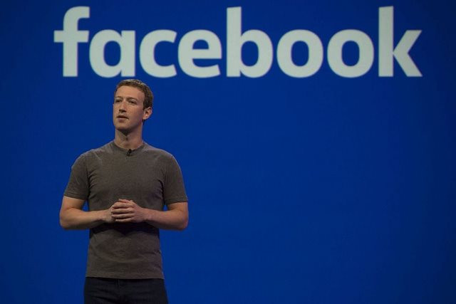 Facebook lên kế hoạch... đổi tên