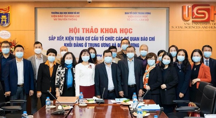 Chuyên gia góp ý kiến về việc sắp xếp, kiện toàn các cơ quan báo chí khối Đảng