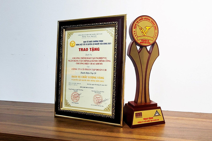 UB Academy được vinh danh “Top 20 Dịch vụ Vàng vì quyền lợi người tiêu dùng 2021”