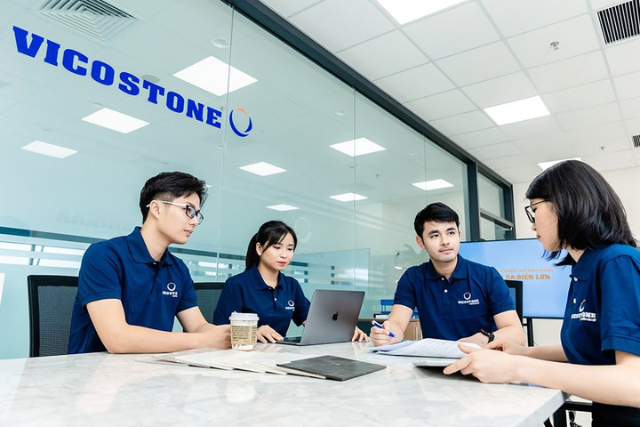 Vicostone được vinh danh Top 100 doanh nghiệp phát triển bền vững năm 2021