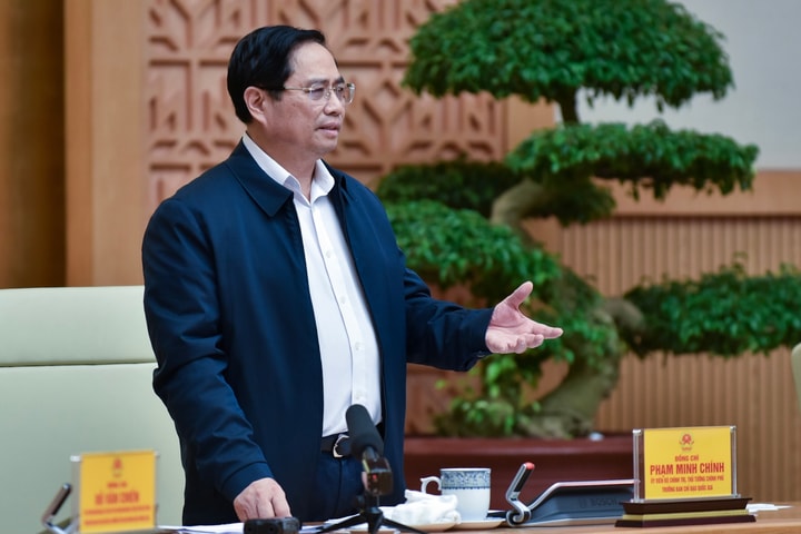 Thần tốc hơn nữa trong chiến dịch tiêm chủng, giảm tối đa số ca chuyển nặng và tử vong