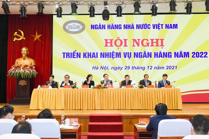 Những kiến nghị để hệ thống ngân hàng phát triển lành mạnh
