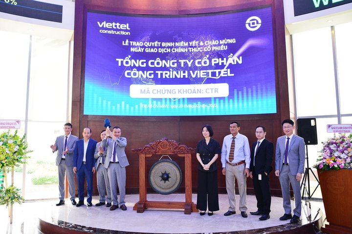 Cổ phiếu CTR chào sàn HOSE với mức giá tham chiếu 85.400 đồng/cổ phiếu