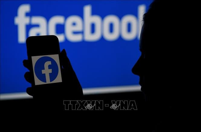 Facebook sẽ thu phí dấu tích xanh 