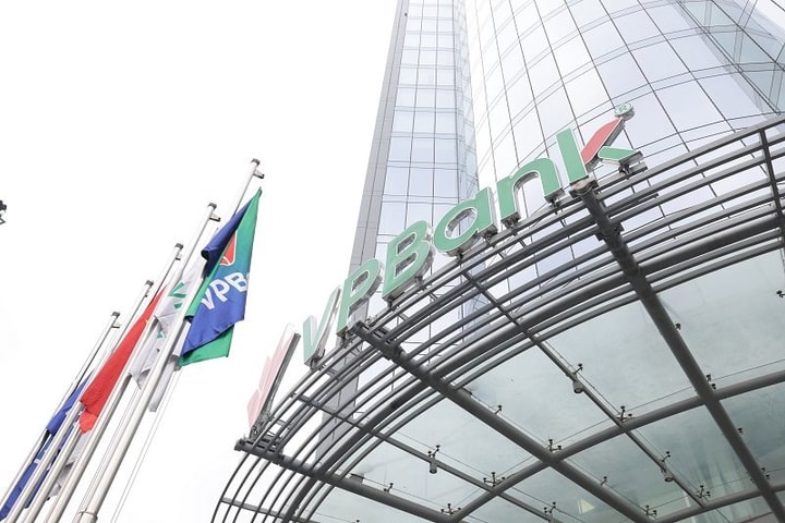 AIA Việt Nam và VPBank gia hạn hợp tác độc quyền 