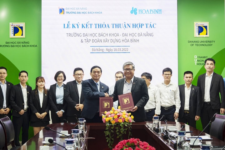 Tập đoàn Xây dựng Hòa Bình hợp tác đào tạo với Đại học Huế và Đại học Đà Nẵng