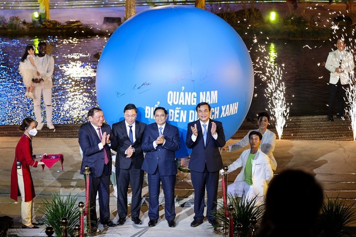 Thủ tướng: Lễ khai mạc Năm Du lịch quốc gia là sự kiện quan trọng, đánh dấu cho hoạt động mở cửa du lịch trở lại