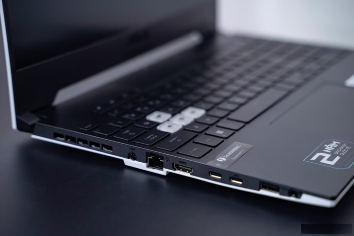 Laptop ASUS TUF Dash F15: Cấu hình có gì đặc biệt?