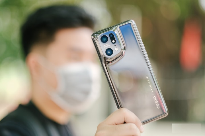 OPPO Find X5 Pro ra mắt thị trường Việt Nam