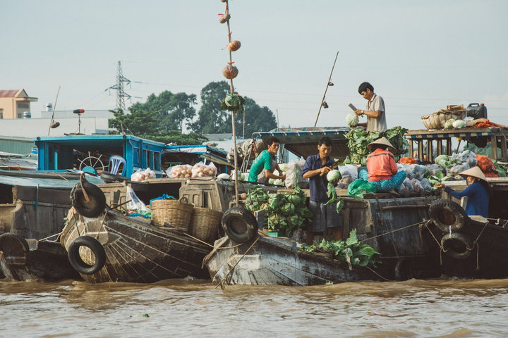 Thí điểm mô hình kinh tế tuần hoàn tại các chợ nổi ở Cần Thơ