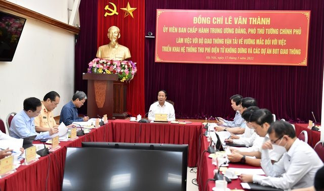 Sau 31/7, sẽ phải “xả trạm” BOT nếu chưa có thu phí tự động không dừng