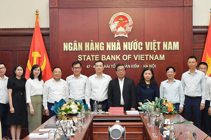 Đề tài Khoa học cấp Bộ về sự tương tác giữa hệ thống ngân hàng và công ty Fintech của Vietcombank được nghiệm thu Xuất sắc
