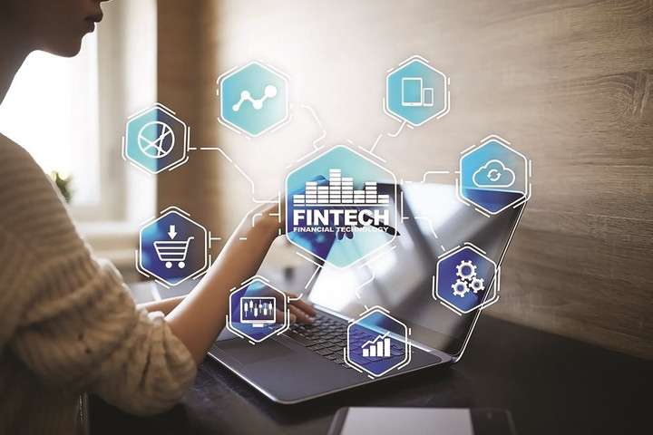 Vai trò của Fintech đối với hiểu biết tài chính và thúc đẩy tiếp cận tài chính ở Việt Nam