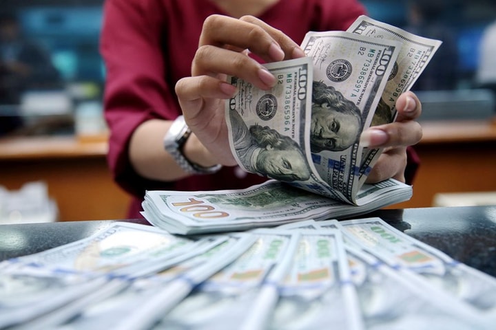 Sửa đổi, bổ sung, thay thế, bãi bỏ thủ tục hành chính trong lĩnh vực hoạt động ngoại hối