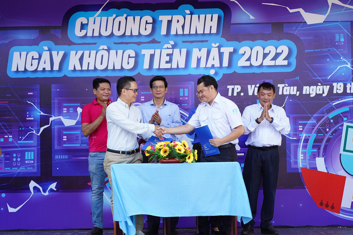 MoMo đồng hành cùng Bà Rịa - Vũng Tàu đẩy mạnh thanh toán không tiền mặt trong khối thanh niên