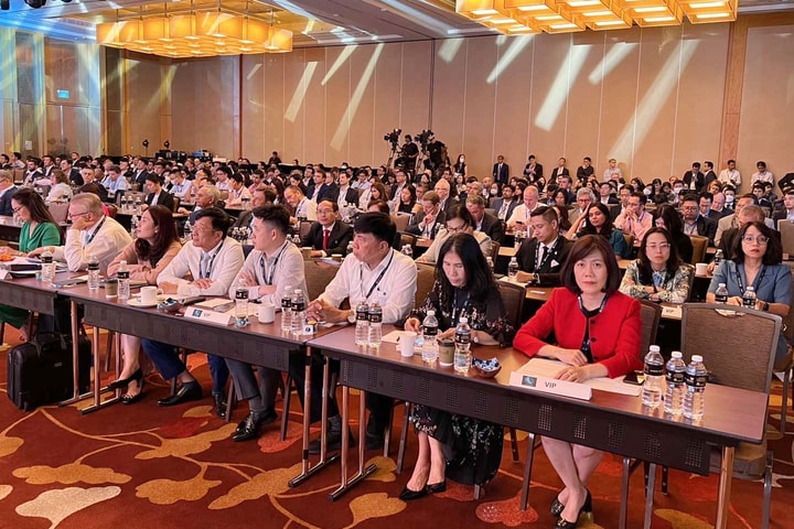 Đoàn công tác Hiệp hội Ngân hàng Việt Nam dự Hội nghị Thường niên APLMA tại Singapore