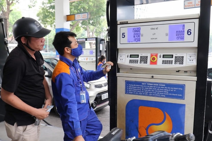 Bộ Công Thương bỏ mặt hàng dầu hỏa trong điều hành giá xăng dầu định kỳ