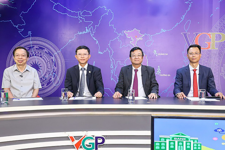 Ngân hàng “nếm trái ngọt” từ chuyển đổi số thành công