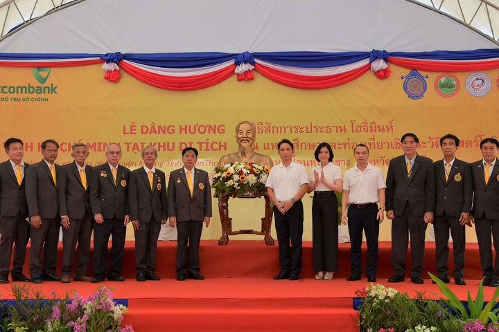 Đảng ủy Trụ Sở chính Vietcombank: Đổi mới nội dung, phương thức sinh hoạt, chất lượng giáo dục chính trị, gắn với việc học tập và làm theo tư tưởng, đạo đức, phong cách Hồ Chí Minh