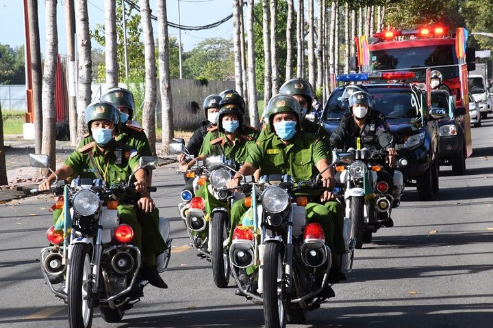 Ngăn chặn từ sớm, từ xa các nguy cơ mất an ninh, trật tự
