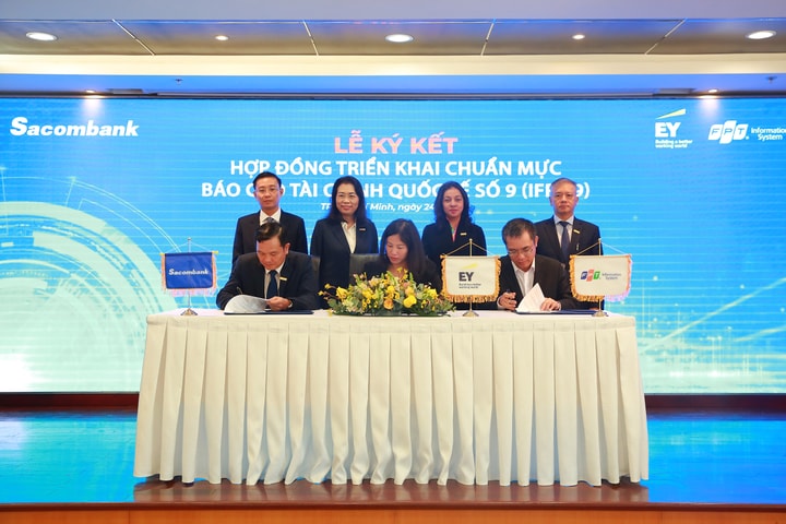 Sacombank ký kết hợp đồng triển khai chuẩn mực báo cáo tài chính quốc tế số 9 (IFRS 9)