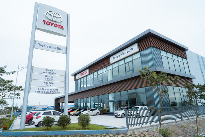 Toyota Việt Nam ra mắt Toyota Ninh Bình