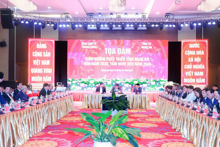 Đề xuất ban hành Nghị quyết mới về phát triển kinh tế - xã hội và bảo đảm quốc phòng, an ninh tỉnh Nghệ An