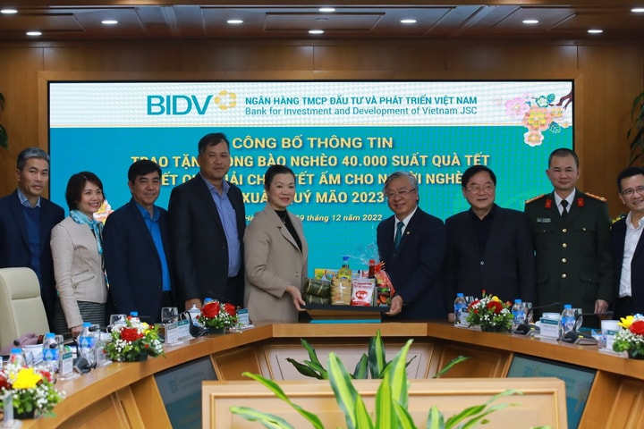 BIDV dành 20 tỷ đồng tặng quà Tết cho người nghèo Xuân Quý Mão 2023