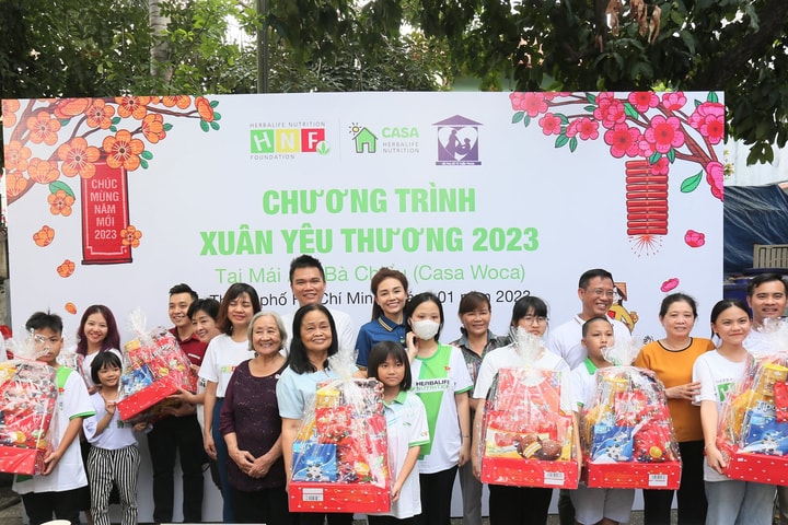 Tổ chức Chương trình “Xuân Yêu Thương 2023” cho hơn 1.100 trẻ em tại các Trung tâm Casa Herbalife