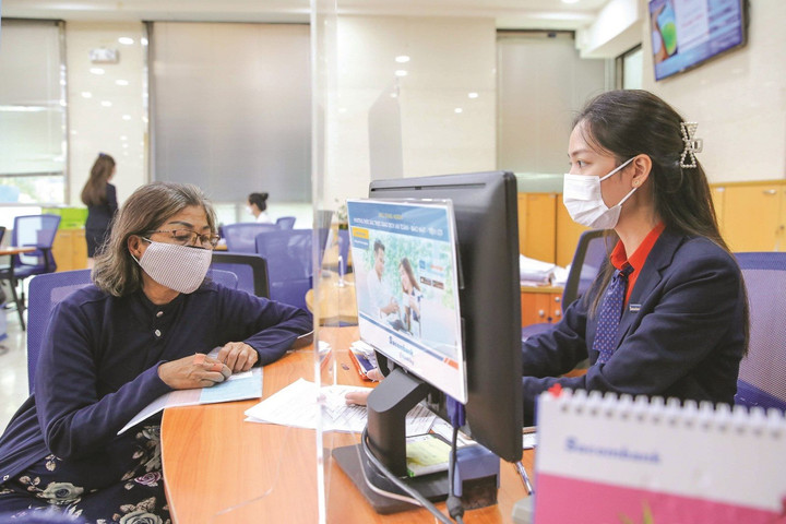 Đề xuất ngân hàng cho vay trả nợ trái phiếu: Đẩy rủi ro sang cả nền kinh tế?