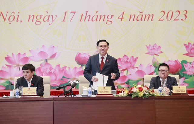 Chủ tịch Quốc hội: Nhà báo nữ Việt Nam luôn giữ 'Tâm sáng, lòng trong, bút sắc”