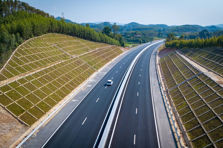 Tháo gỡ khó khăn, vướng mắc, đẩy mạnh giải ngân vốn đầu tư công năm 2023 tại các tỉnh Vùng Trung du và Miền núi Bắc bộ