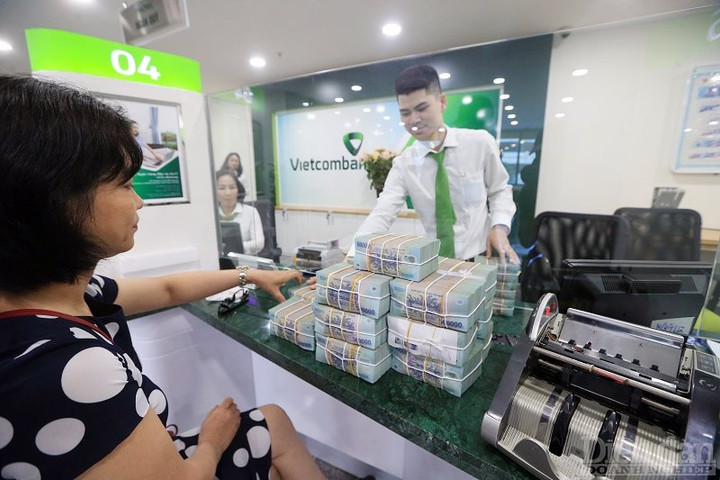 Ngân hàng triển khai cơ cấu nợ: Lãnh đạo ngành và CTCK nói gì?