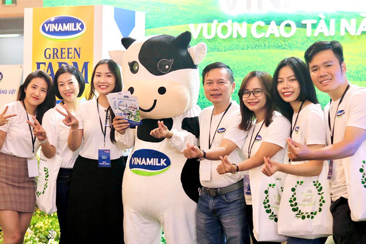 Vinamilk dẫn đầu Top 100 Nhà tuyển dụng được yêu thích nhất năm 2022 của CareerBuilder