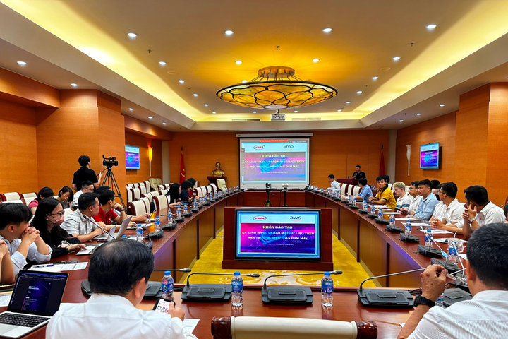 An ninh mạng và bảo mật dữ liệu trong môi trường điện toán đám mây