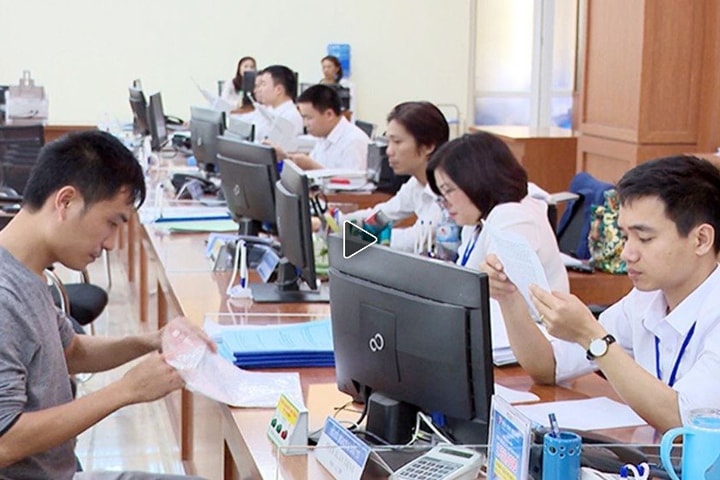 Bộ Tài chính dự kiến giảm tới 50% nhiều khoản thu phí, lệ phí
