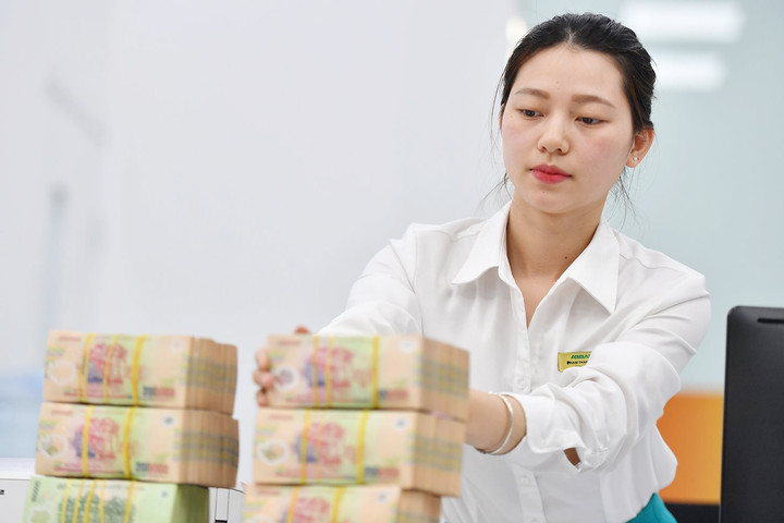 Sử dụng hiệu quả công cụ chính sách tiền tệ và phát huy trách nhiệm xã hội của các TCTD nhằm hỗ trợ doanh nghiệp