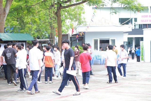 Điểm thi vào lớp 10 sẽ được công bố chậm nhất vào ngày 4/7/2023