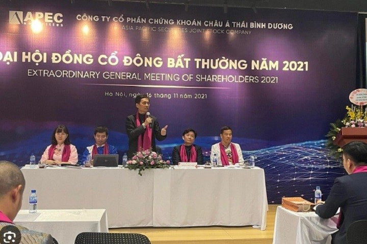 Bắt tạm giam Tổng giám đốc Chứng khoán Apec Nguyễn Đỗ Lăng, cùng 4 bị can
