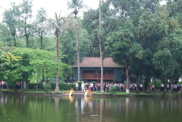 Giáo dục di sản ứng dụng công nghệ tại Khu Di tích Phủ Chủ tịch