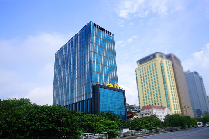 LPBank thông báo ngày chốt danh sách cổ đông chia cổ tức 19%
