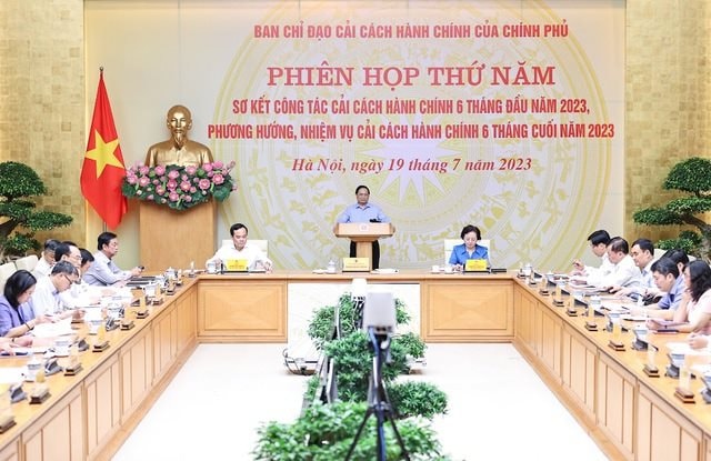 Thủ tướng: Cần cương quyết bãi bỏ quy định rườm rà, những gì pháp luật không cấm thì để người dân, doanh nghiệp làm và khuyến khích đổi mới sáng tạo